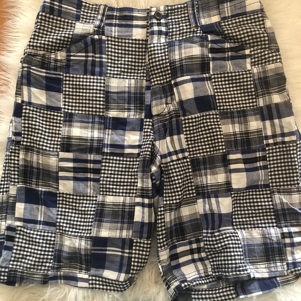 IZOD shorts